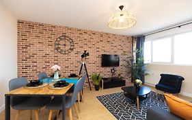 Le Petit Manhattan - Appartement Prive De 45 M2 - 2 A 4 Personnes - Parking Prive